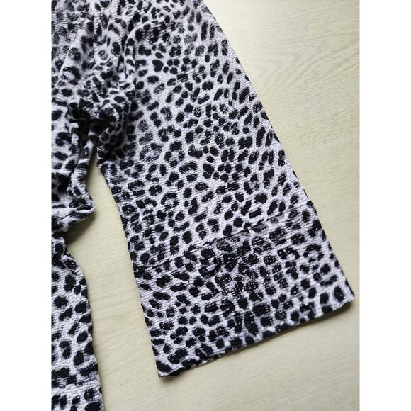 Top/Blouse-Chico's-Black White Leopard-Silver Threads-No Closure-Bottom Tie-3/LG - Picture 3 of 16